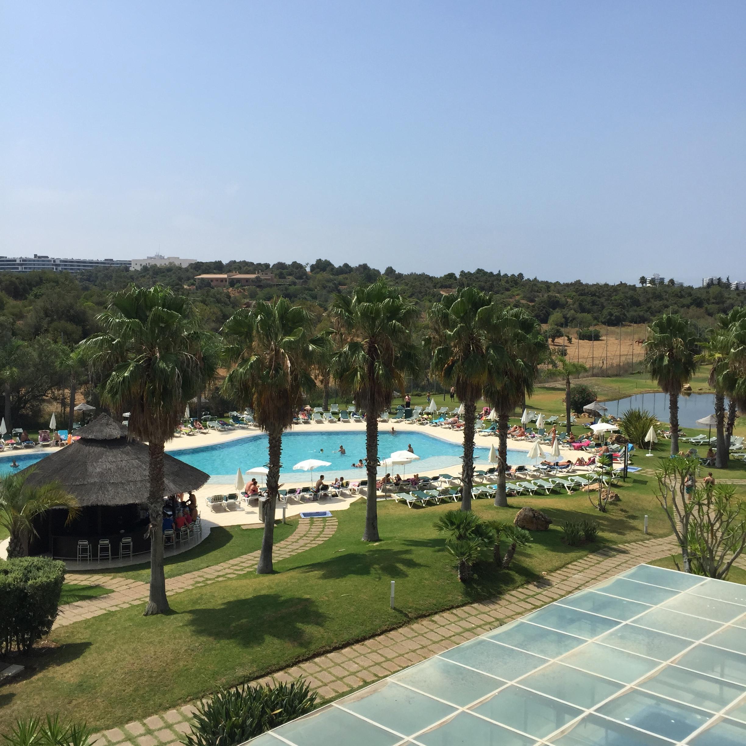 Yellow Alvor Garden Exterior foto